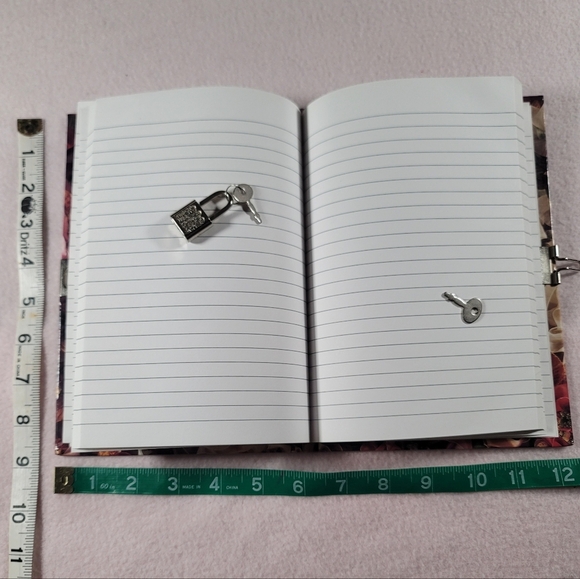 0787. NWOTs ~ Invitingly Pink 🩷~ Vintage ~ Lockable Jounal ~ - Picture 6 of 7